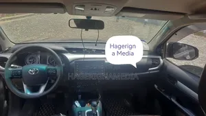 Toyota Hilux 2020 Blue