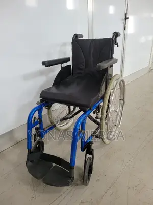 Long-Lasting Wheelchair習寸durable and Cost Effective/Meeting Function