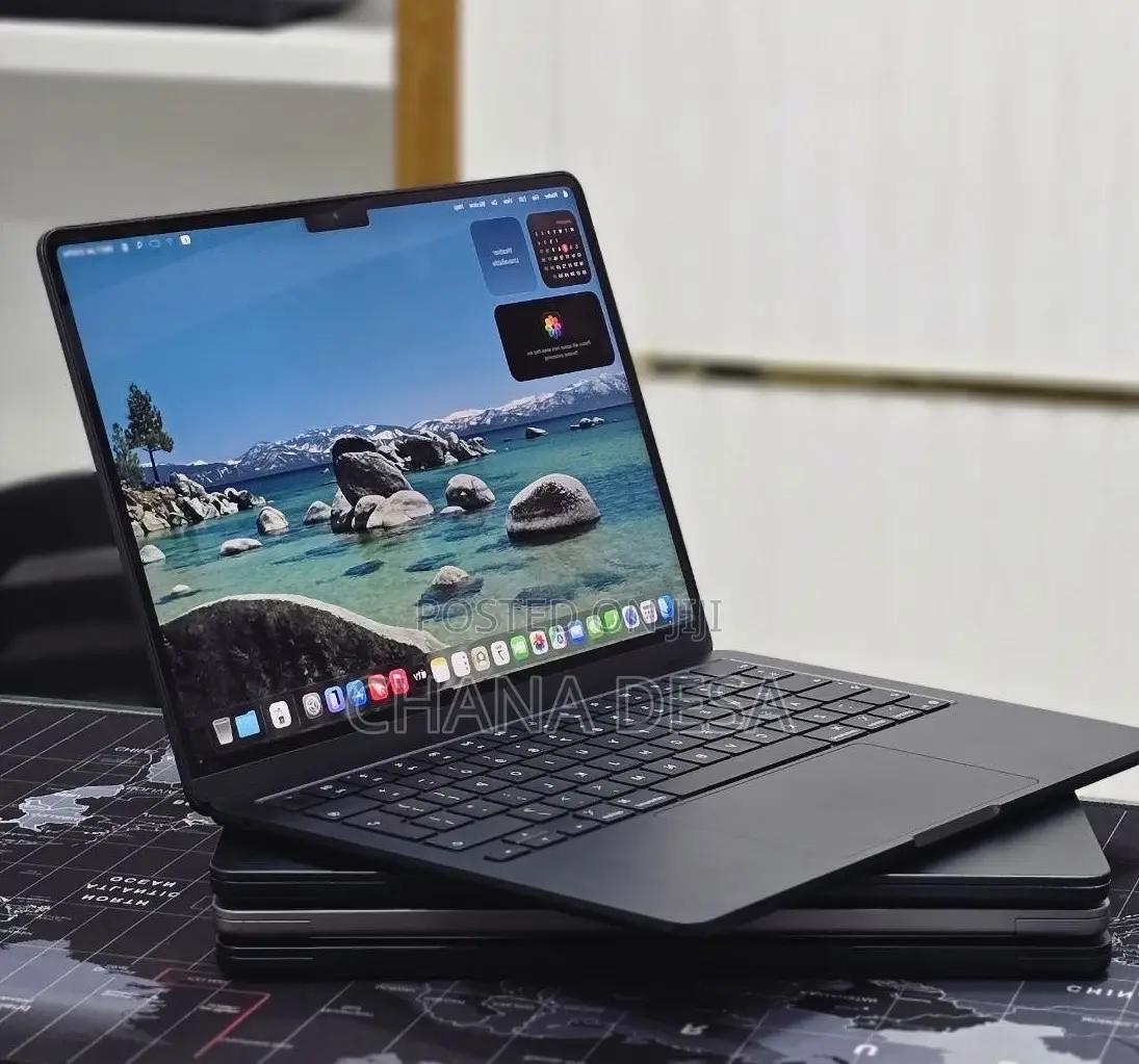 New Laptop Apple MacBook Air 2025 M4 16GB Apple M4 SSD 256GB
