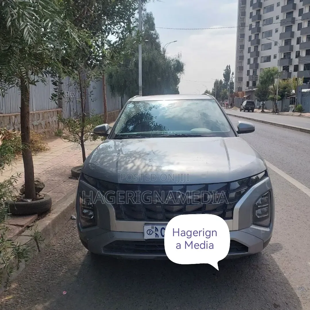Hyundai Creta 2023 Silver