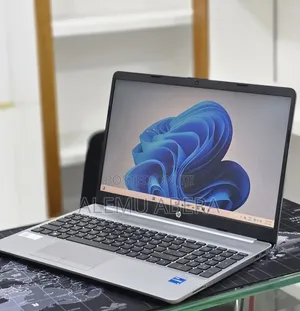 New Laptop HP Stream Notebook 8GB Intel Core i5 SSD 512GB
