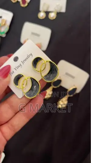 Earring Available