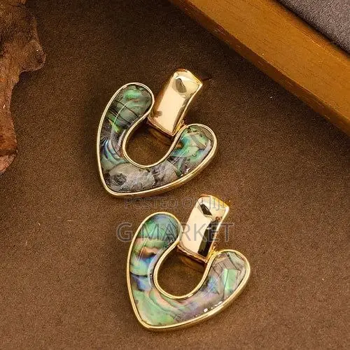 Earring Available
