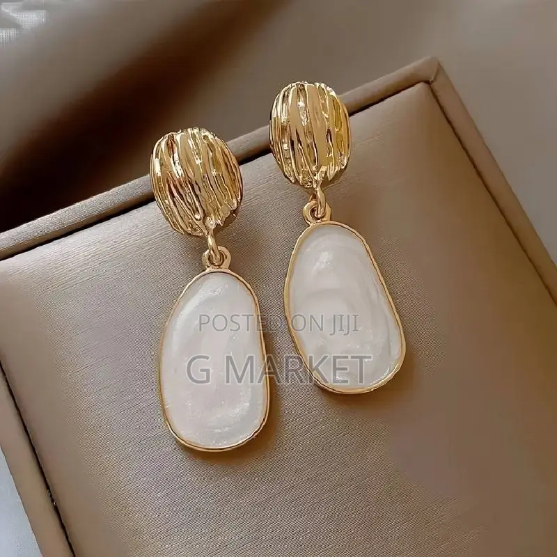 Earring Available