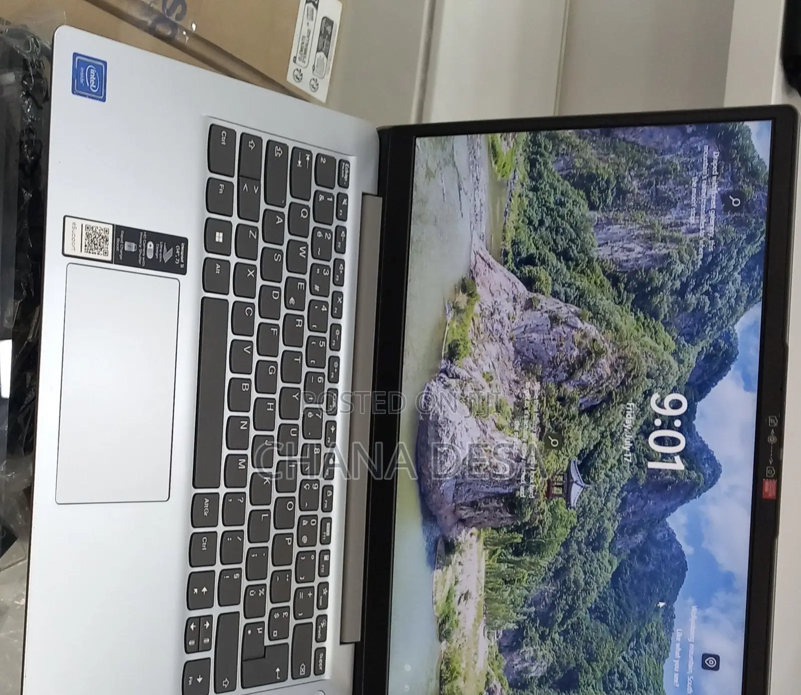 New Laptop Lenovo 8GB Intel Celeron SSD 128GB