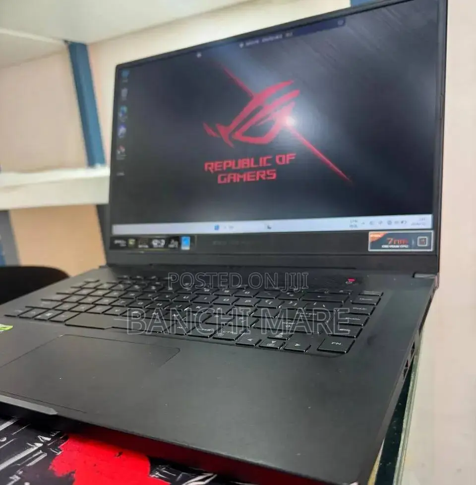 New Laptop Asus ROG Zephyrus G15 16GB AMD Ryzen 9 SSD 512GB