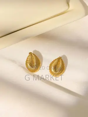Erring Gold Color