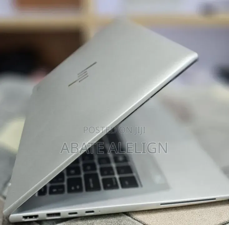 New Laptop HP EliteBook 840 G9 16GB Intel Core i7 SSD 512GB
