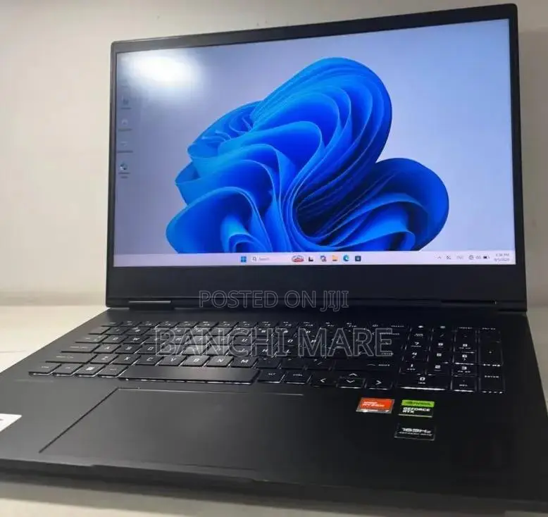 New Laptop HP Omen 16 16GB AMD Ryzen 7 SSD 512GB