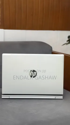 New Laptop HP ProBook 440 G10 8GB Intel Core i3 SSD 256GB