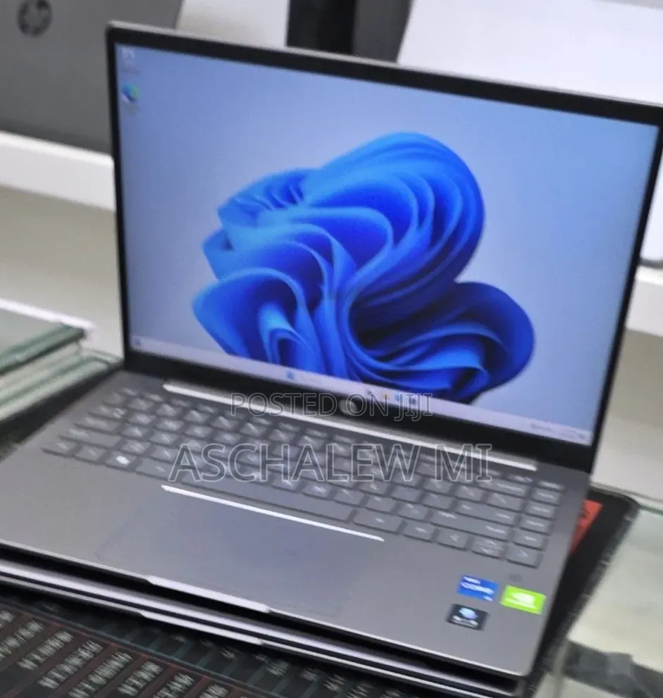 New Laptop HP Pavilion 14 16GB Intel Core i5 SSD 512GB