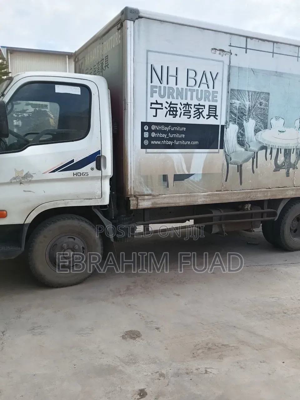 Hyundai Van