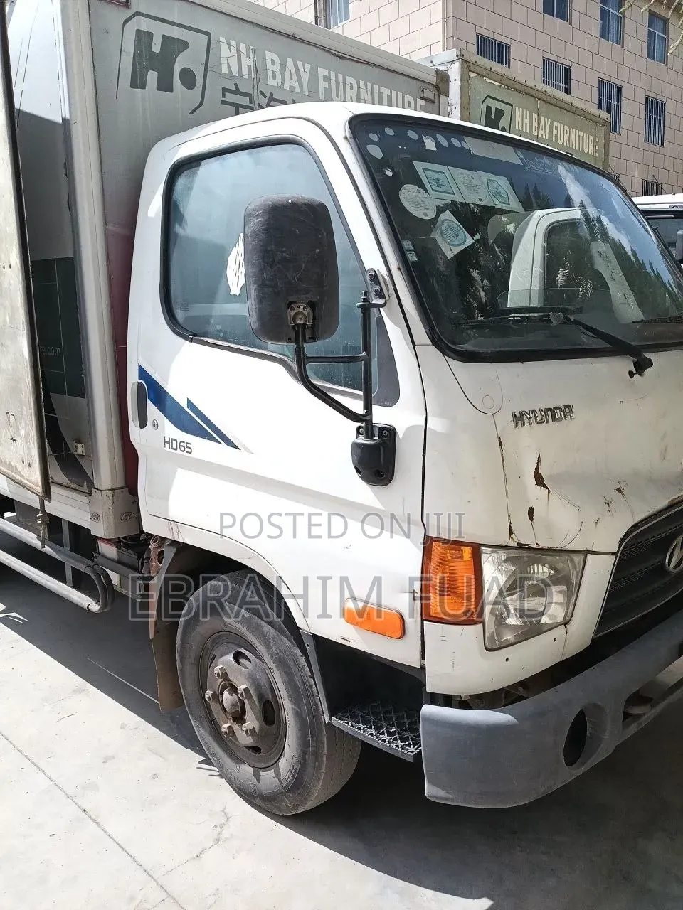 Hyundai Van