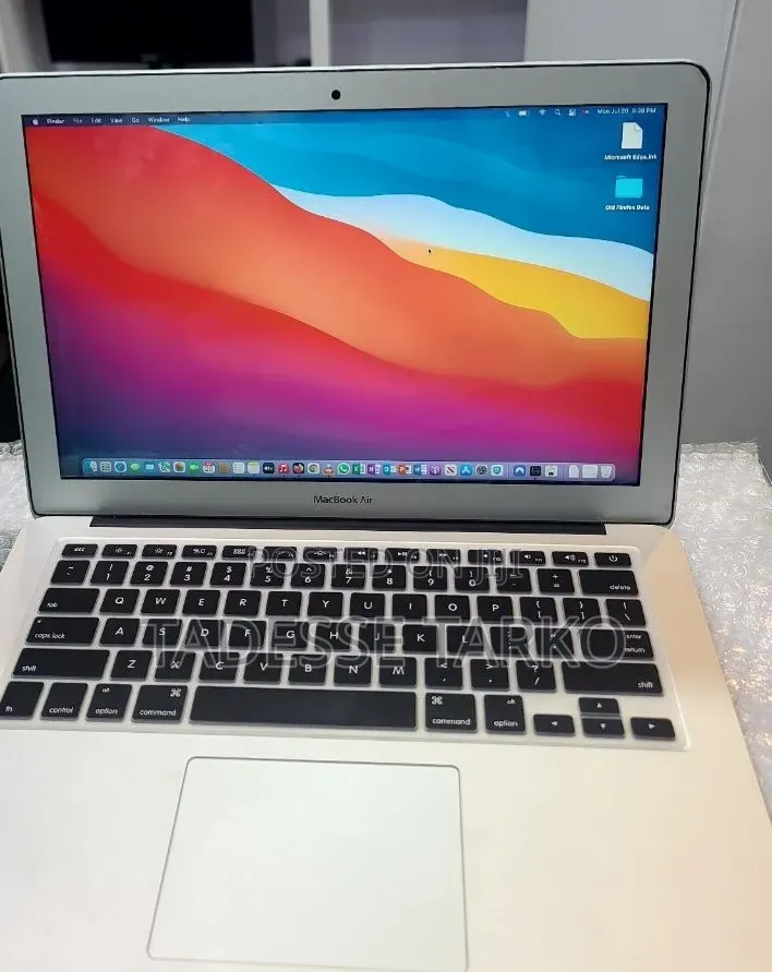 New Laptop Apple MacBook Air 2017 8GB Intel Core i5 SSD 128GB