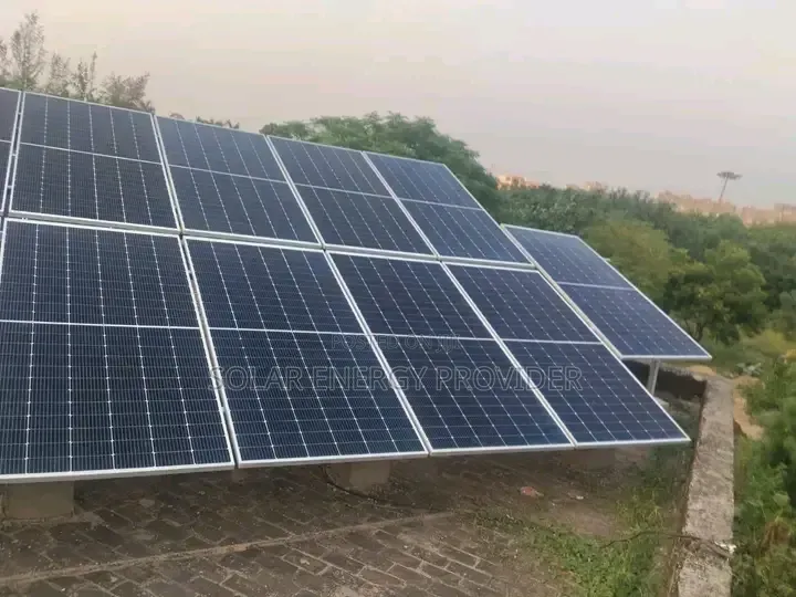 100kw Solar Panel Invertor and Lithium Ion Battrey