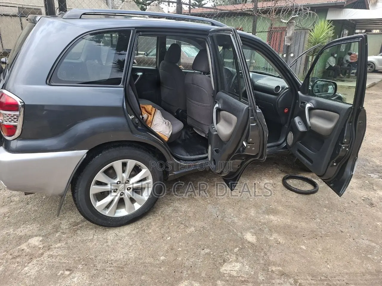 Toyota RAV4 2005 Matt Black