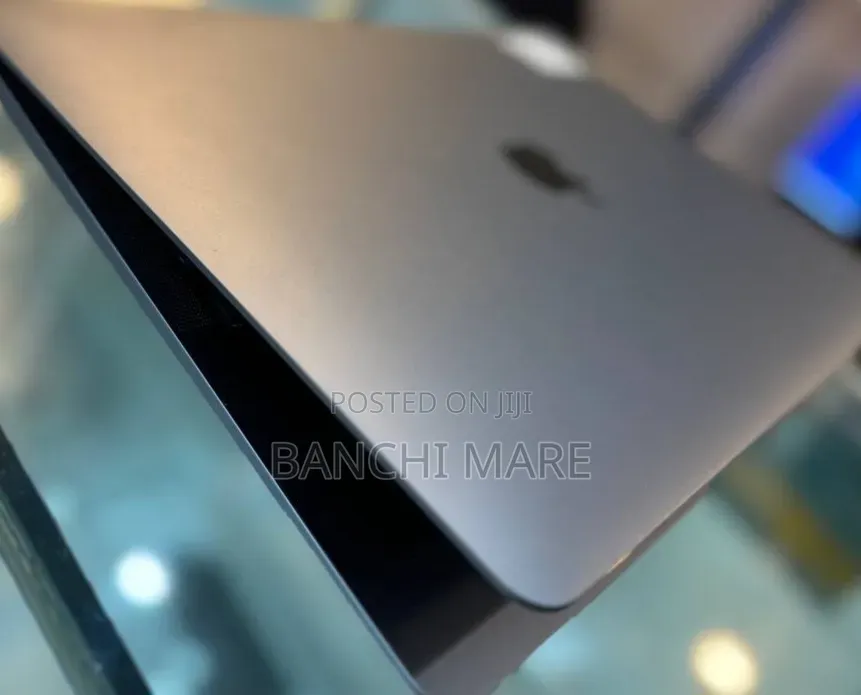 New Laptop Apple MacBook Air 2020 M1 8GB Apple M1 SSD 256GB