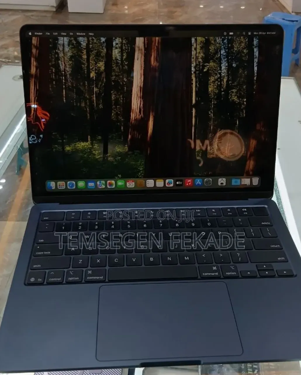 New Laptop Apple MacBook Air 2025 M4 16GB Apple M4 SSD 256GB