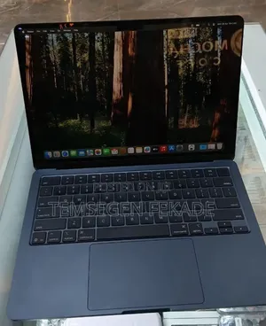New Laptop Apple MacBook Air 2025 M4 16GB Apple M4 SSD 256GB
