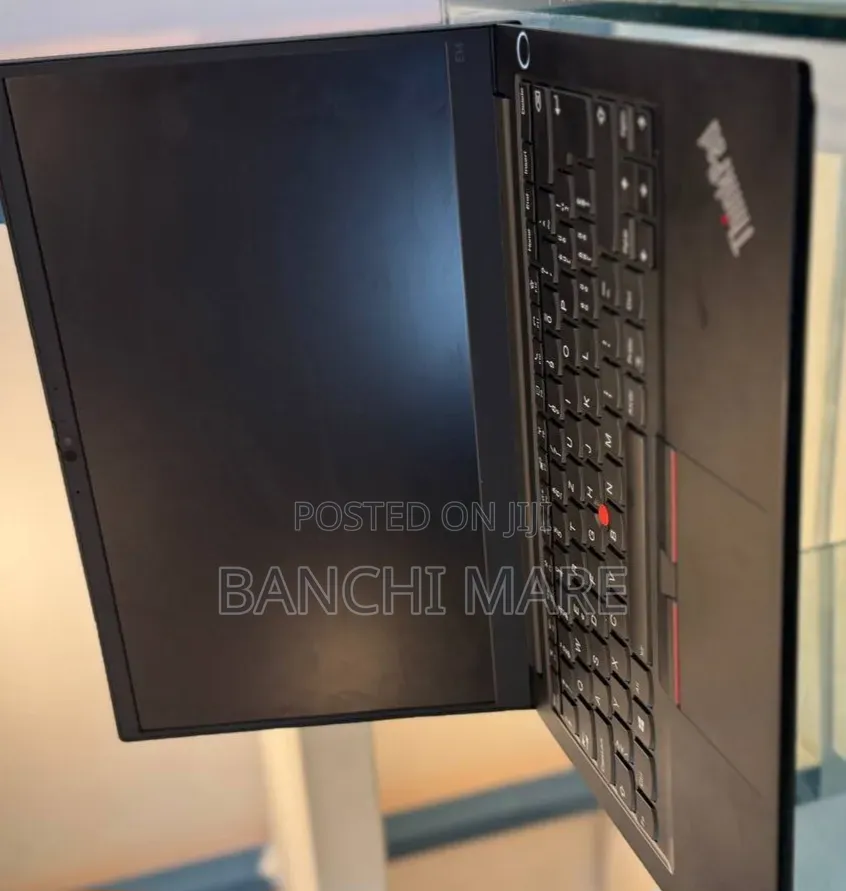 New Laptop Lenovo ThinkPad T14 8GB Intel Core i5 SSD 512GB