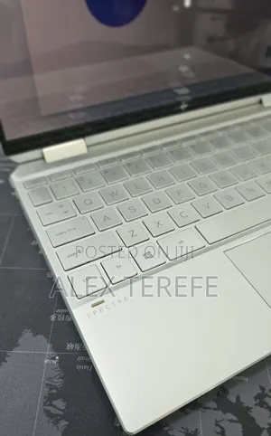 New Laptop HP Spectre 14 8GB Intel Core i7 SSD 512GB