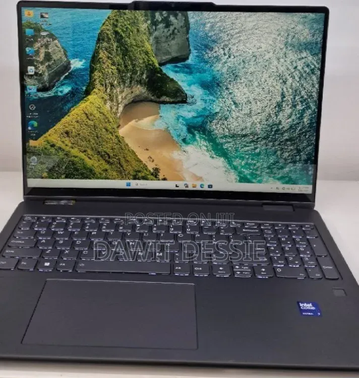 New Laptop Lenovo 16GB Intel Core Ultra 7 SSD 512GB