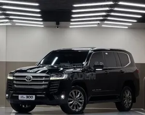Toyota Land Cruiser 2023 Black