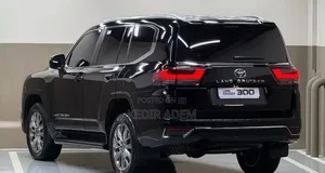 Toyota Land Cruiser 2023 Black