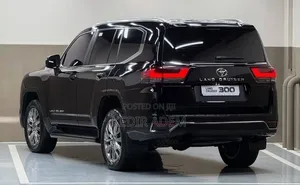 Toyota Land Cruiser 2023 Black