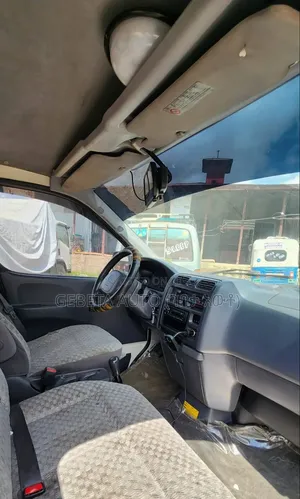 Toyota HiAce 2006