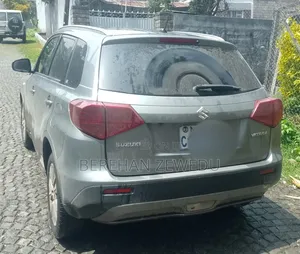 Suzuki Grand Vitara 2021 Gray