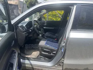 Suzuki Grand Vitara 2021 Gray