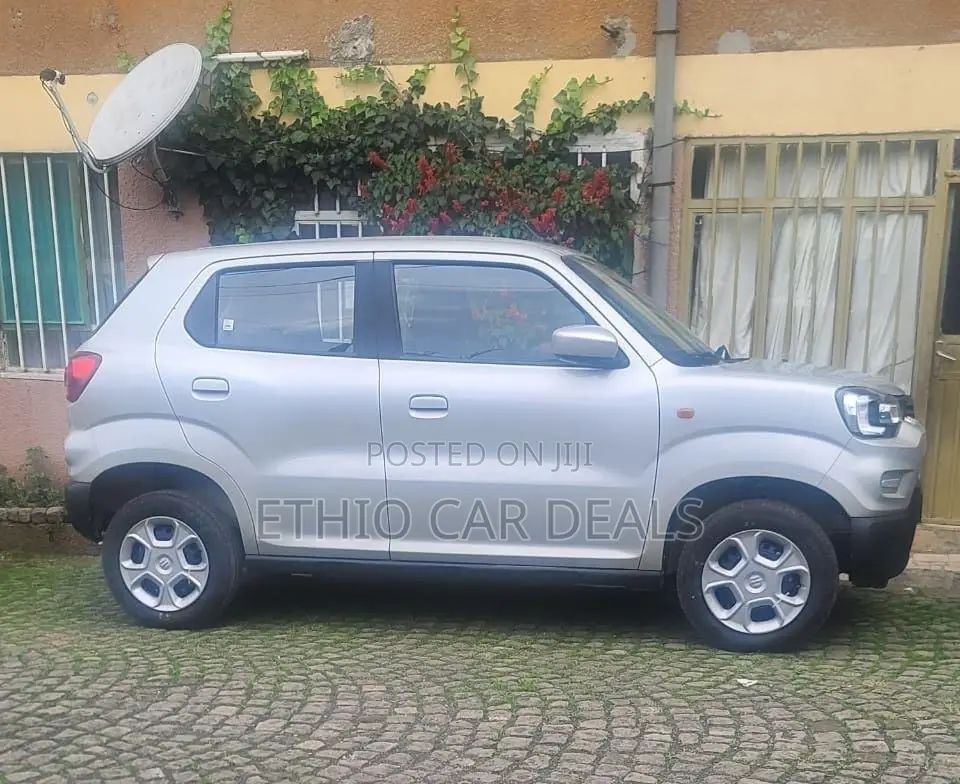 Suzuki S-Presso 2022 Silver