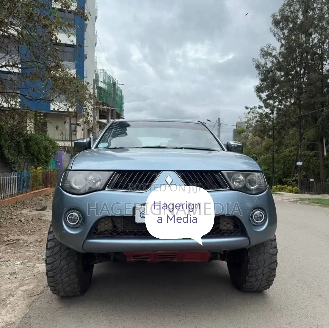 Mitsubishi L200 2008 Blue
