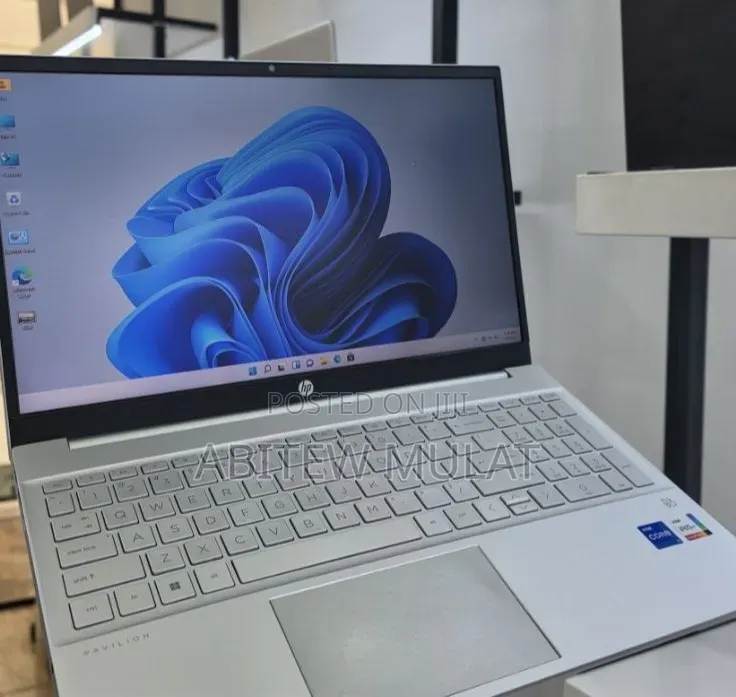 New Laptop HP Pavilion 15 16GB Intel Core i5 SSD 512GB