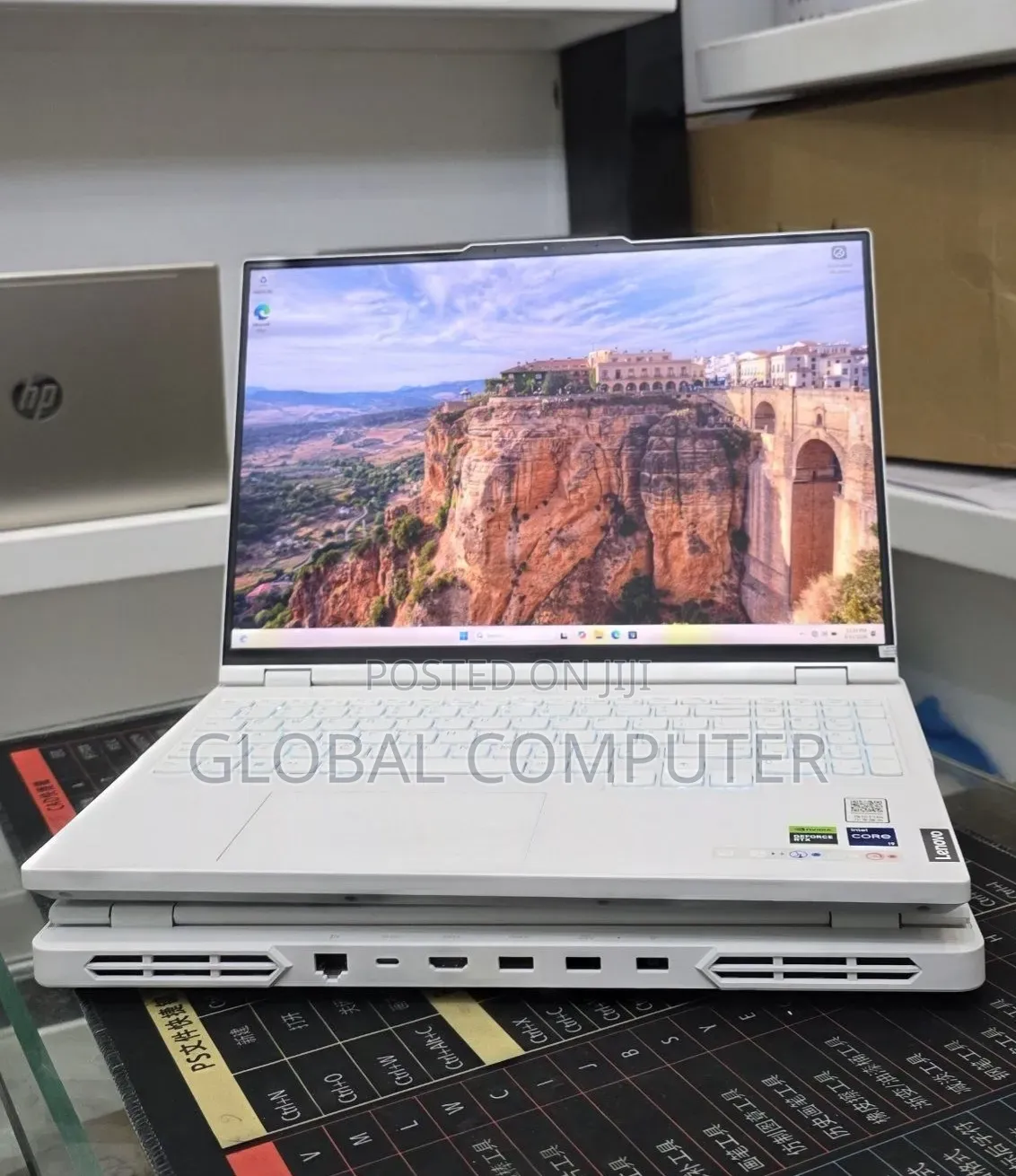 New Laptop Lenovo Legion Y740 32GB Intel Core i9 SSD 1T