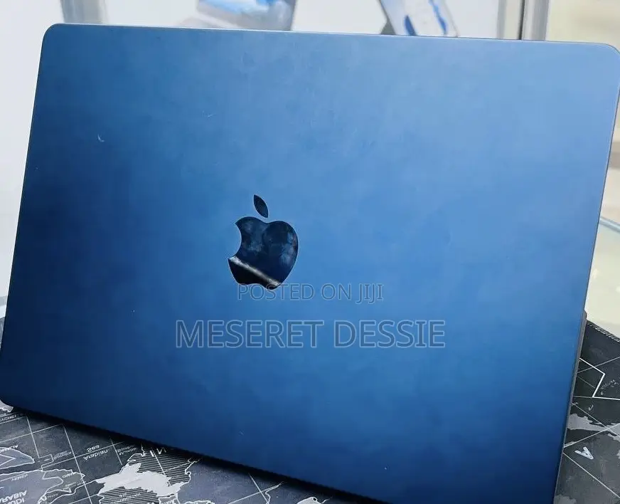 New Laptop Apple MacBook Air 2022 M2 16GB Apple M2 SSD 512GB