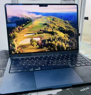 New Laptop Apple MacBook Air 2022 M2 16GB Apple M2 SSD 512GB