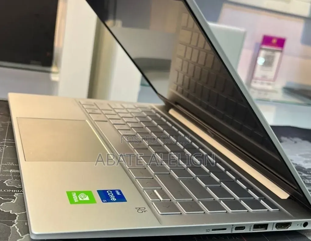 New Laptop HP Pavilion 14 16GB Intel Core i5 SSD 512GB