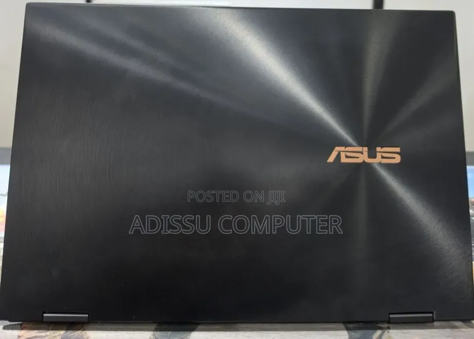 New Laptop Asus UX360CA 16GB Intel Core i7 SSD 512GB