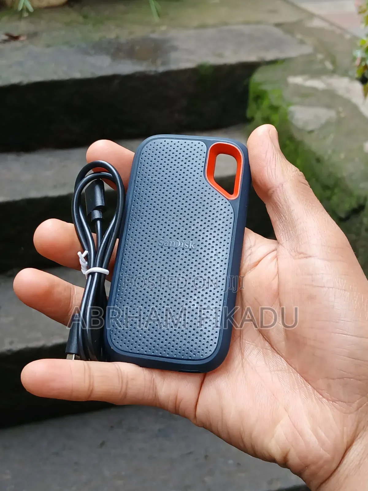 Sandisk 1TB Portable SSD 1050m/S