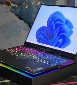 New Laptop Lenovo Legion 5 32GB AMD Ryzen 9 SSD 1T