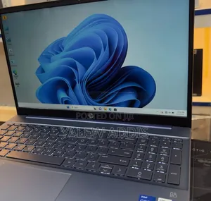 New Laptop HP Pavilion 11 16GB Intel Core i7 SSD 512GB