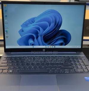 New Laptop HP Pavilion 11 16GB Intel Core i7 SSD 512GB