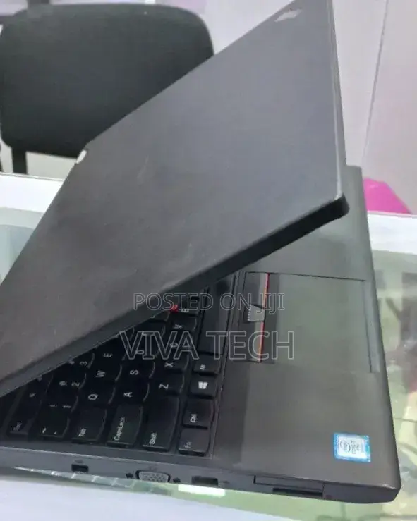 Laptop Lenovo V510 8GB Intel Core i7 HDD 1T