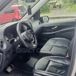 Mercedes-Benz Vito 2022 White