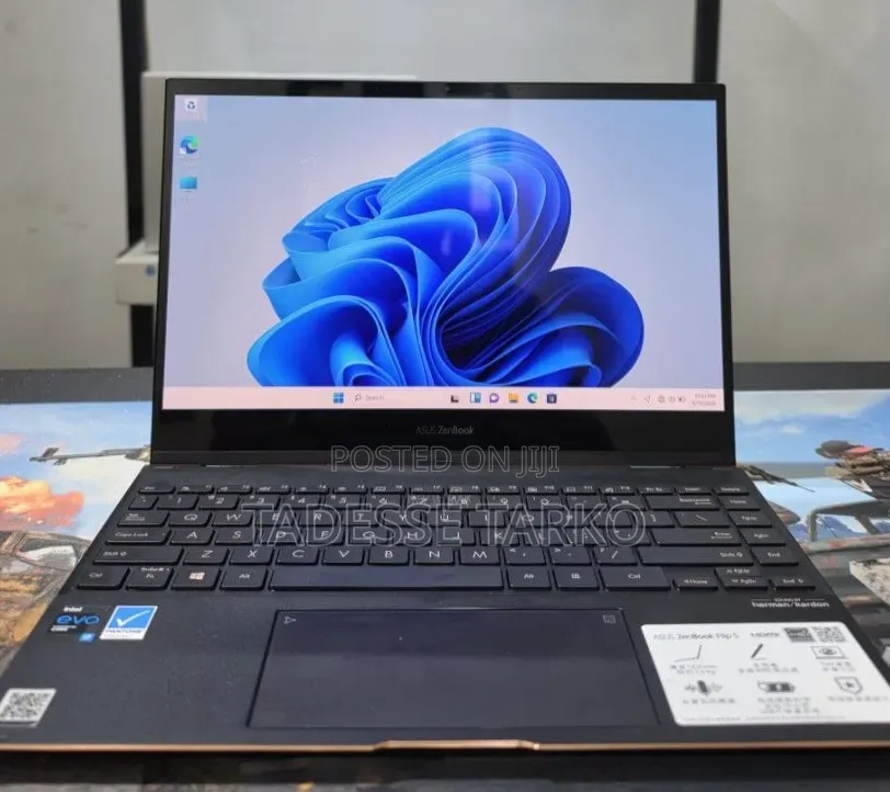New Laptop Asus Zenbook 13 OLED 16GB Intel Core i7 SSD 512GB
