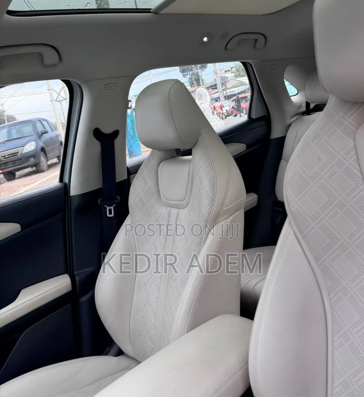 Toyota C-HR 2023 White