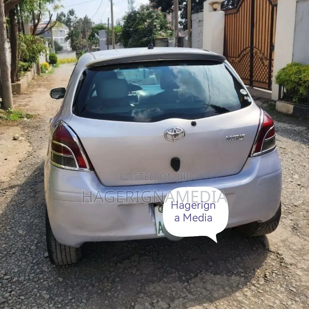 Toyota Yaris 2008 Blue