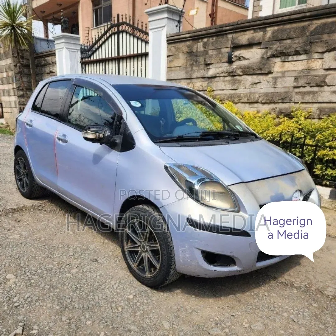 Toyota Yaris 2008 Blue